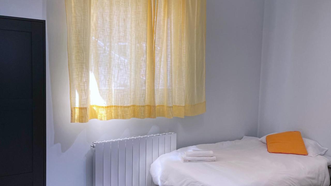Urban Flat Reformado Con Escritorio Trabajo Y Wifi Apartamento
