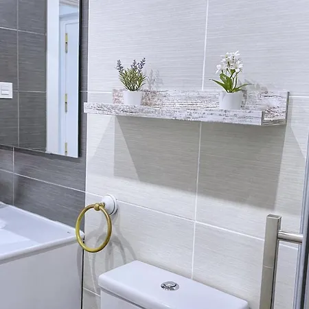 Vt Flat Reformado Con Escritorio De Trabajo Y Wifi Apartamento Bilbau Exterior foto