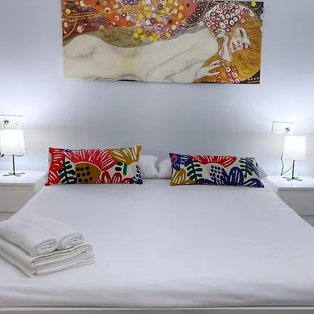 Vt Flat Reformado Con Escritorio De Trabajo Y Wifi Apartamento Bilbau Exterior foto