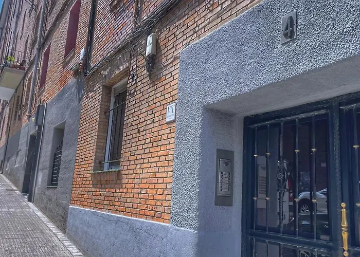 Vt Flat Reformado Con Escritorio De Trabajo Y Wifi